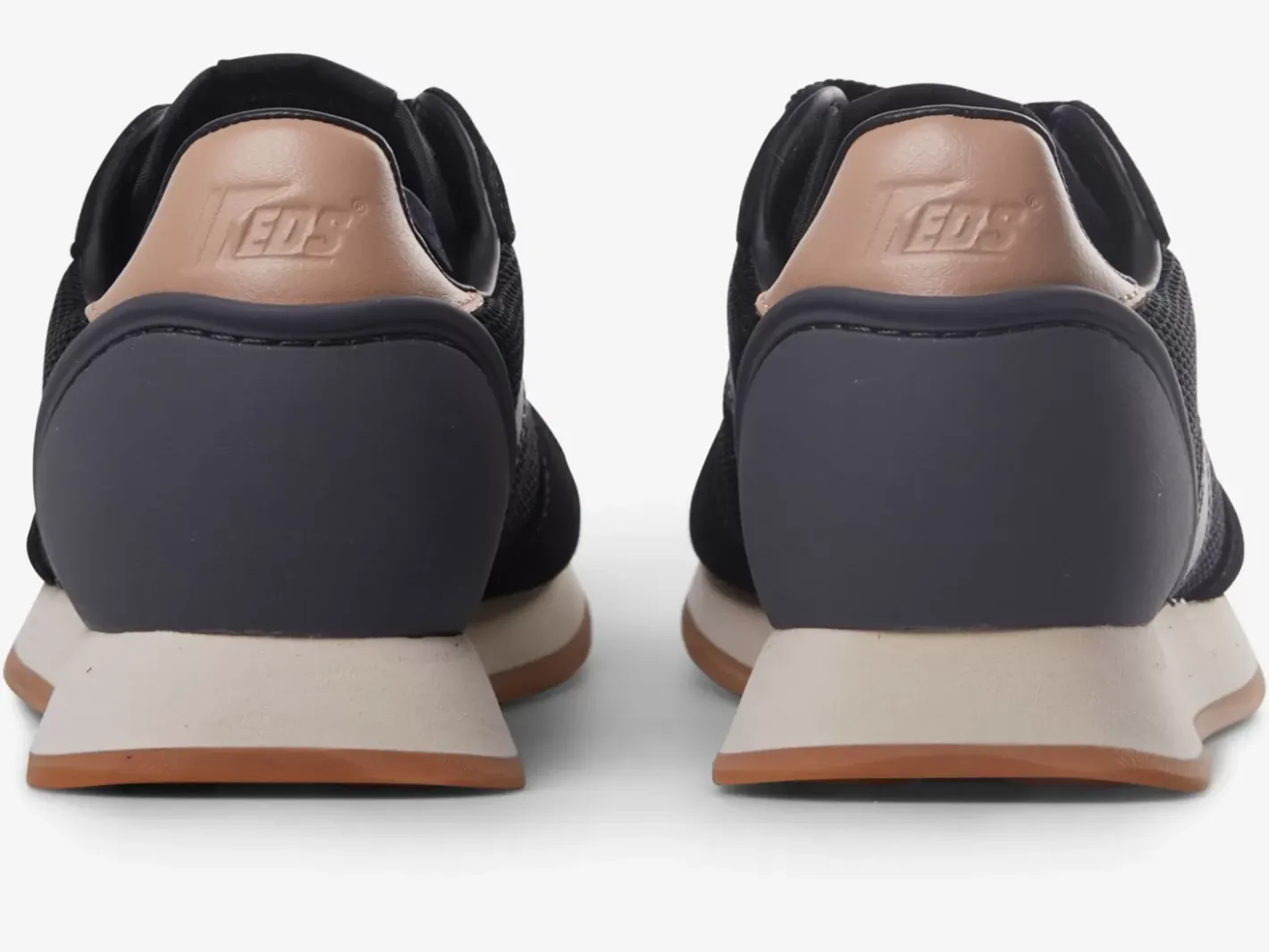 Women's Renaissance Sneaker Women Lace Ups